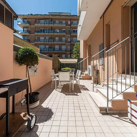 4 Family Folonari 12 Apartment Cattolica
