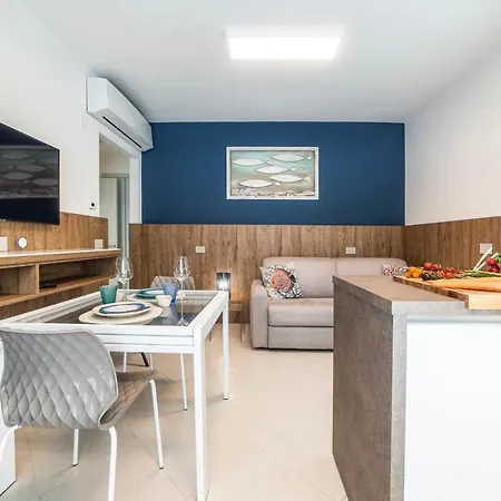 Apartment 4 Family Folonari 12 Cattolica
