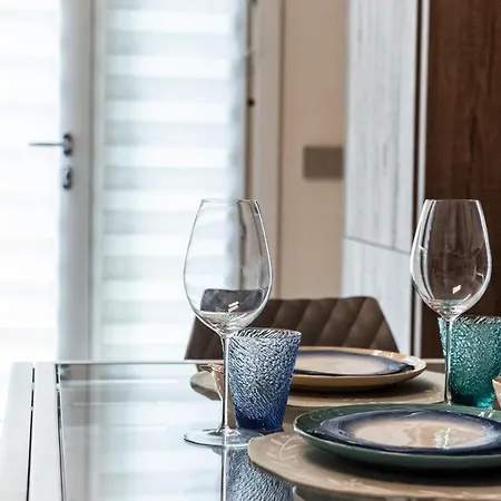 4 Family Folonari 12 דירה *