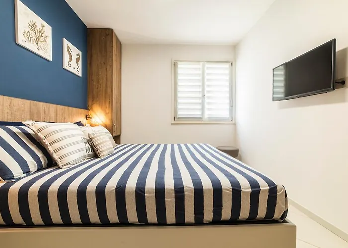 4 Family Folonari 12